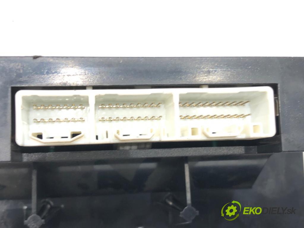 TOYOTA RAV 4 II (_A2_) 2000 - 2005    2.0 D 4WD (CLA20_, CLA21_) 85 kW [116 KM] olej napędowy 2001 - 2005  Panel ovládania kúrenia 88650-42170 (Prepínač/spínač/tlačidlo a ovládač kúrenia)