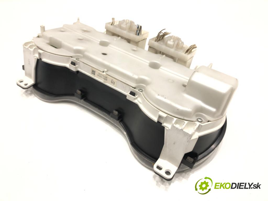 TOYOTA RAV 4 II (_A2_) 2000 - 2005    2.0 D 4WD (CLA20_, CLA21_) 85 kW [116 KM] olej napędowy 2001 - 2005  Prístrojovka 83800-42A60 (Prístrojová doska, displej)