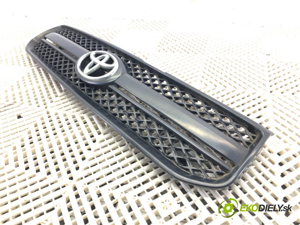 TOYOTA RAV 4 II (_A2_) 2000 - 2005    2.0 D 4WD (CLA20_, CLA21_) 85 kW [116 KM] olej napędowy 2001 - 2005  mřížka maska  (Mřížky (masky) chladičů)