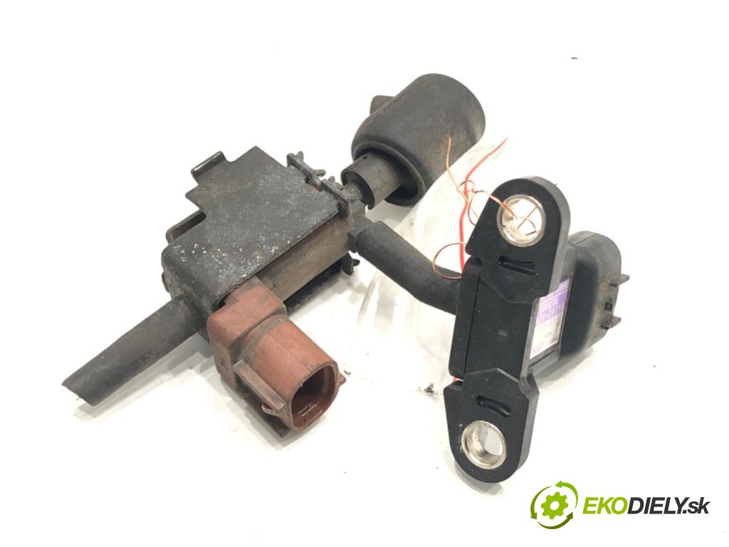 TOYOTA RAV 4 II (_A2_) 2000 - 2005    2.0 D 4WD (CLA20_, CLA21_) 85 kW [116 KM] olej napędowy 2001 - 2005  Ventil tlaku 25860-27010 (Ventil)