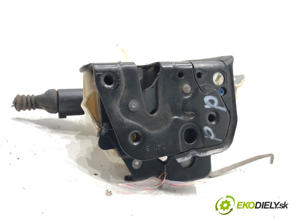 AUDI A3 (8P1) 2003 - 2013    1.9 TDI 77 kW [105 KM] olej napędowy 2003 - 2010  zámok dveře levý přední část 4F1837016