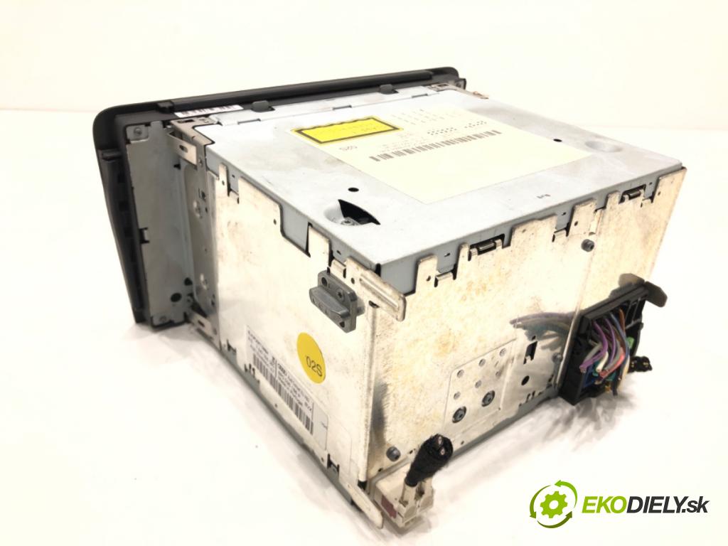 AUDI A3 (8P1) 2003 - 2013    1.9 TDI 77 kW [105 KM] olej napędowy 2003 - 2010  RADIO 8P0035186P (Audio zariadenie)