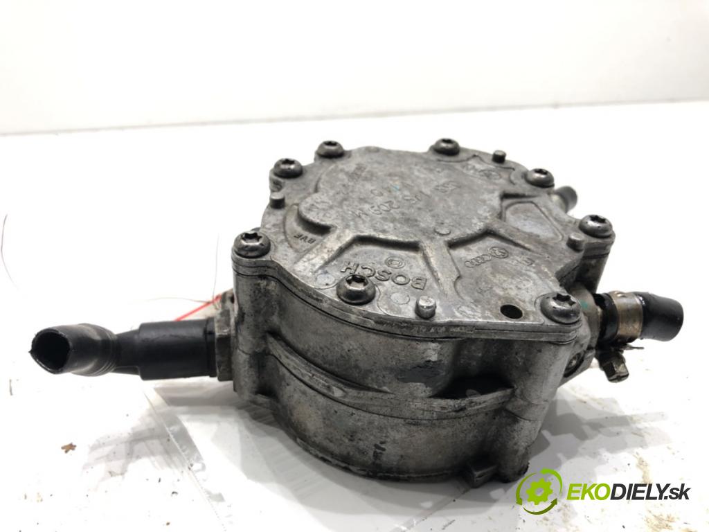 AUDI A3 (8P1) 2003 - 2013    1.9 TDI 77 kW [105 KM] olej napędowy 2003 - 2010  Pumpa vákuová 038145209M