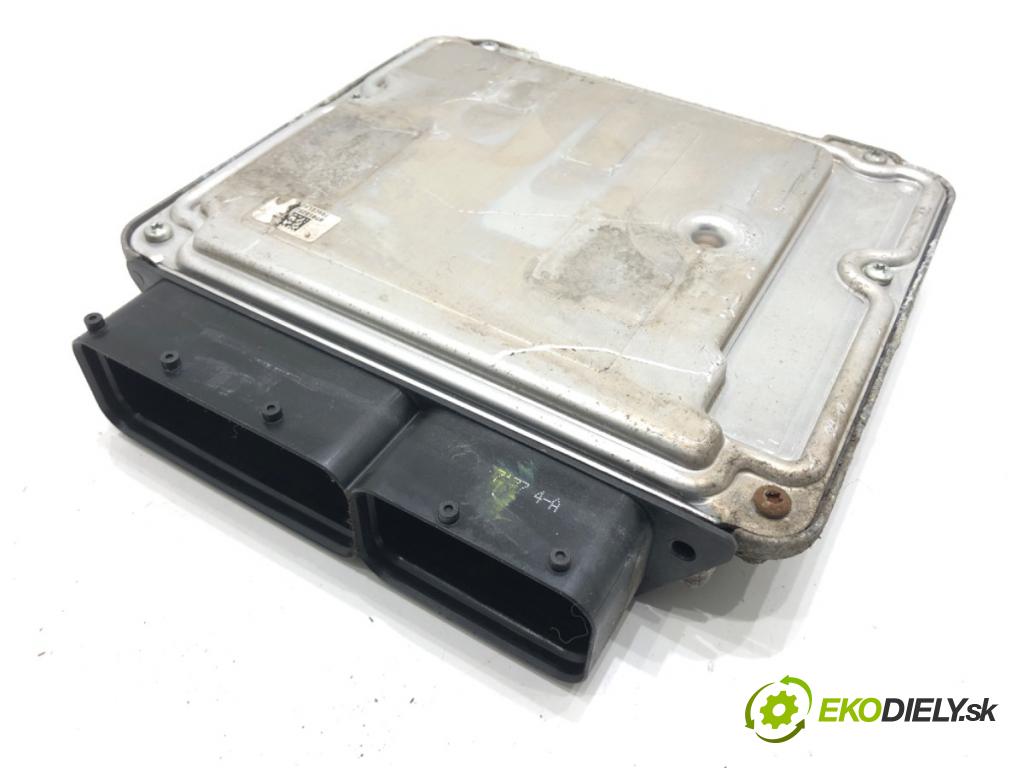 SKODA OCTAVIA II (1Z3) 2004 - 2013    1.6 FSI 85 kW [115 KM] benzyna 2004 - 2008  riadiaca jednotka Motor 03C906056EB (Riadiaca jednotka)