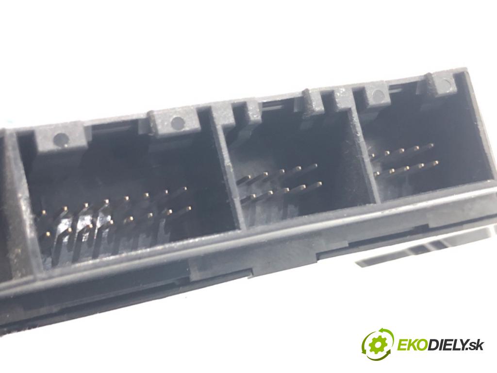 SKODA OCTAVIA II (1Z3) 2004 - 2013    1.6 FSI 85 kW [115 KM] benzyna 2004 - 2008  Modul PDC 1Z0919283B (Ostatné)