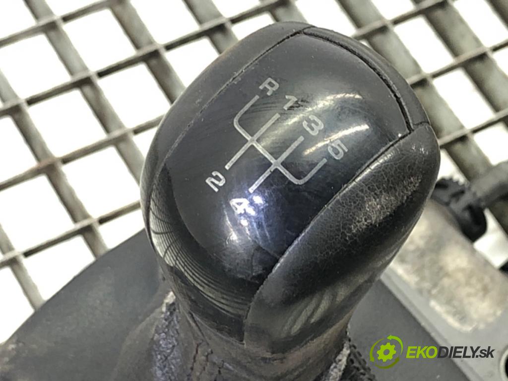 SKODA OCTAVIA II (1Z3) 2004 - 2013    1.6 FSI 85 kW [115 KM] benzyna 2004 - 2008  Kulisa 1K0711049BK (Rýchlostná páka (kulisa))