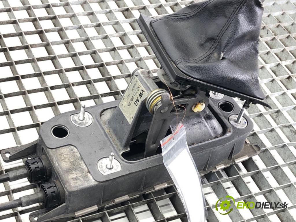 SKODA OCTAVIA II (1Z3) 2004 - 2013    1.6 FSI 85 kW [115 KM] benzyna 2004 - 2008  Kulisa 1K0711049BK (Rýchlostná páka (kulisa))