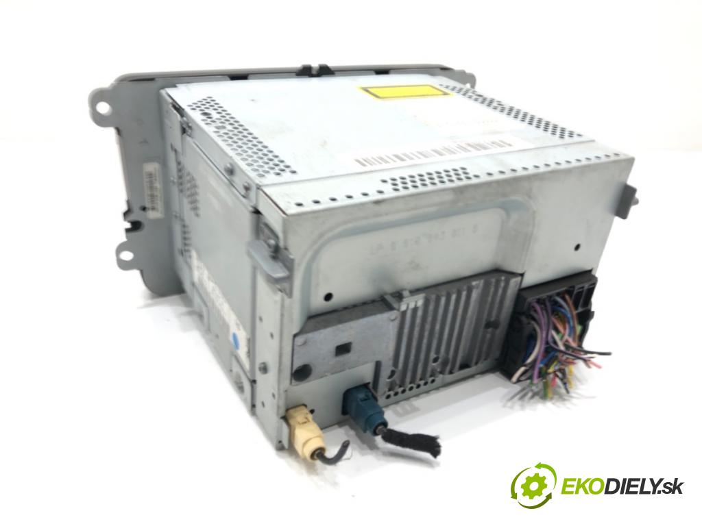 SEAT LEON (1P1) 2005 - 2013    1.6 75 kW [102 KM] benzyna 2005 - 2012  RADIO 5P0035191 (Audio zariadenie)