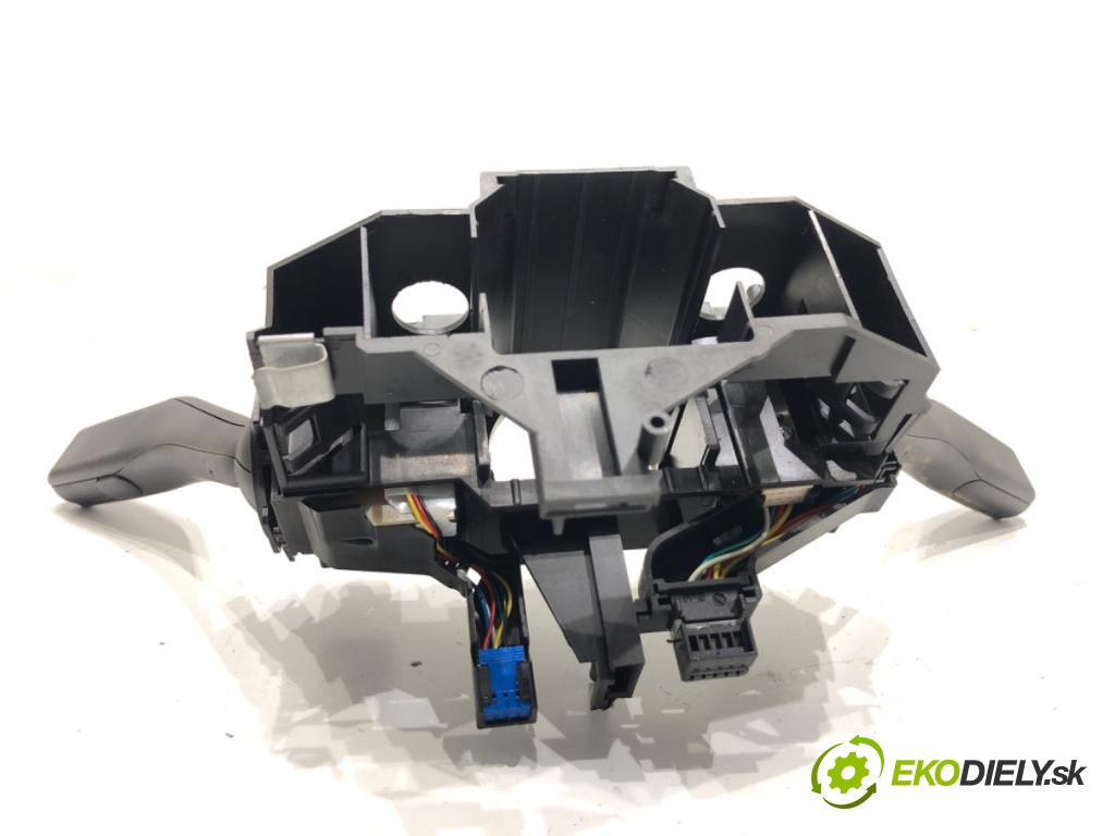 SEAT LEON (1P1) 2005 - 2013    1.6 75 kW [102 KM] benzyna 2005 - 2012  Prepínač kombinovaný 1K0953519A (Prepínač/spínač/tlačidlo a ovládač kúrenia)
