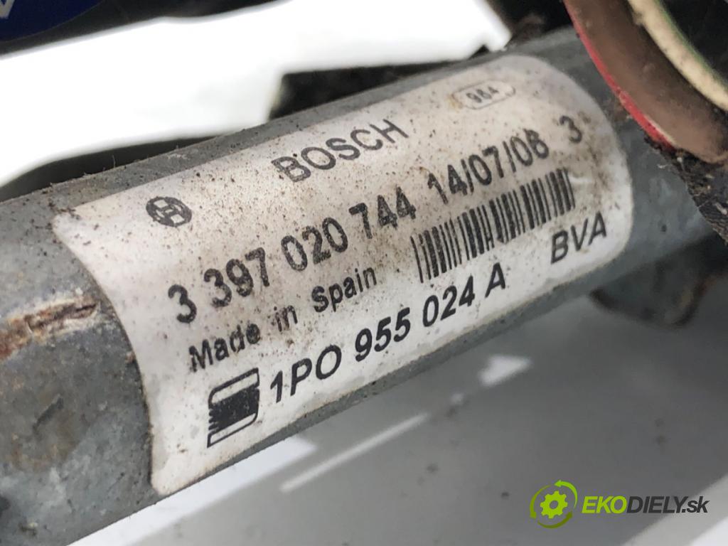SEAT LEON (1P1) 2005 - 2013    1.6 75 kW [102 KM] benzyna 2005 - 2012  mechanismus stěračů pravý přední část 1P0955024A