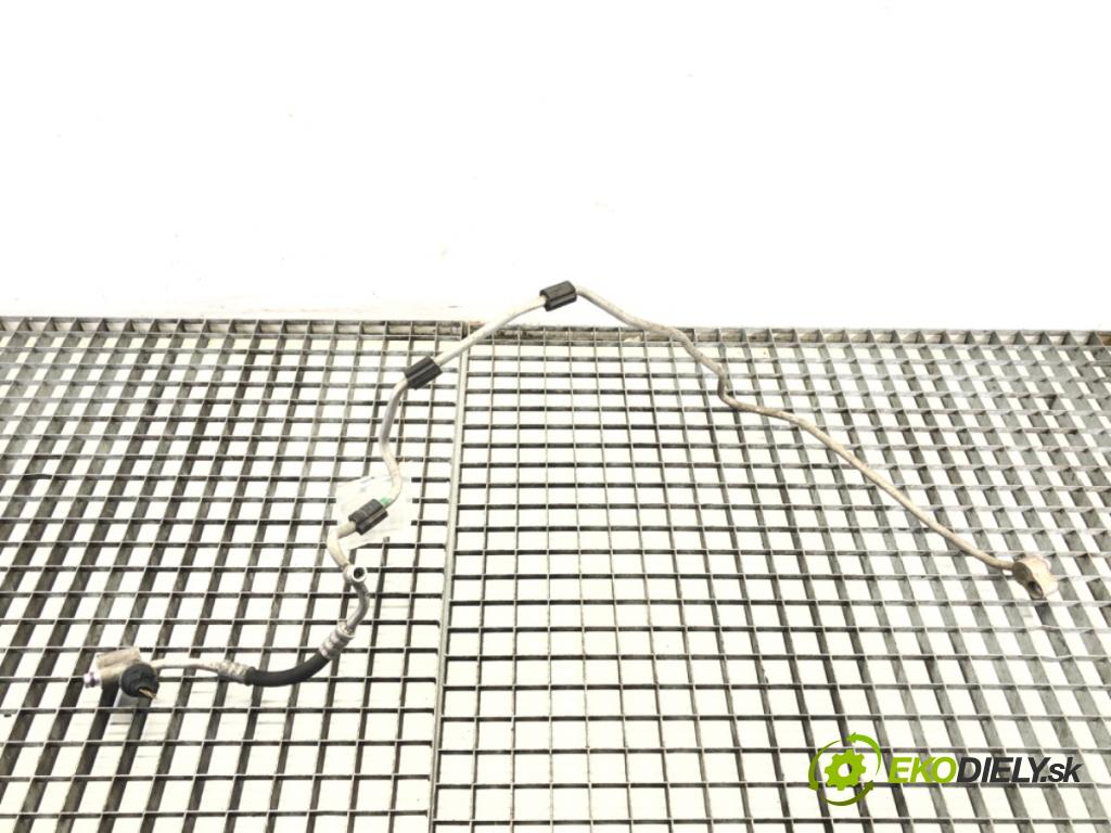 SKODA OCTAVIA II (1Z3) 2004 - 2013    1.6 FSI 85 kW [115 KM] benzyna 2004 - 2008  rúrka klimatizácie 1K0820741AT (Rúrka klimatizácie)