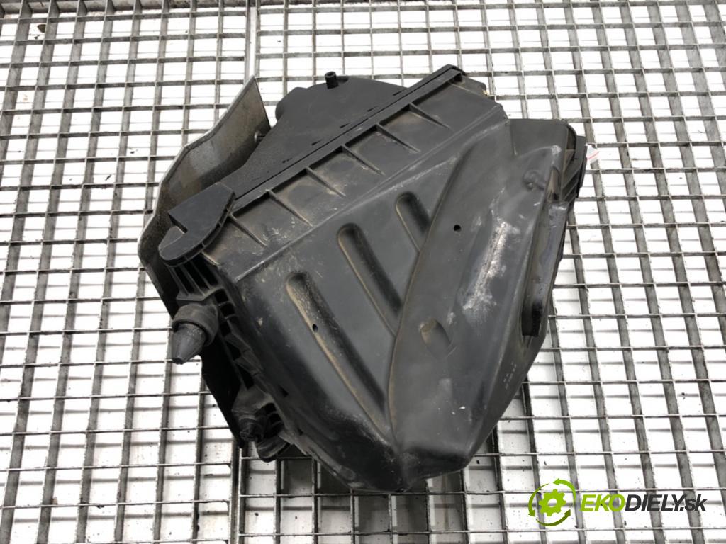 AUDI A4 B6 (8E2) 2000 - 2005    1.9 TDI 96 kW [130 KM] olej napędowy 2000 - 2004  Obal filtra vzduchu 038133835J (Obal filtra vzduchu)