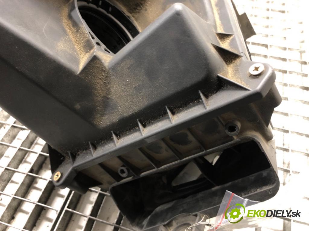 AUDI A4 B6 (8E2) 2000 - 2005    1.9 TDI 96 kW [130 KM] olej napędowy 2000 - 2004  Obal filtra vzduchu 038133835J (Obal filtra vzduchu)