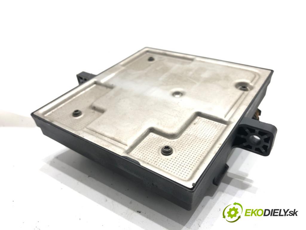 AUDI A4 B6 (8E2) 2000 - 2005    1.9 TDI 96 kW [130 KM] olej napędowy 2000 - 2004  Modul svetiel 8E0907279 (Ostatné)