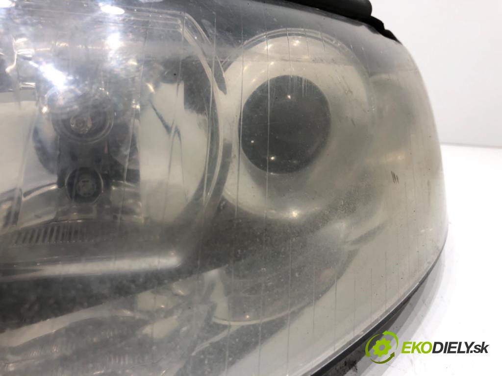 AUDI A4 B6 (8E2) 2000 - 2005    1.9 TDI 96 kW [130 KM] olej napędowy 2000 - 2004  světlomet levý přední část XENON 8E0941003S