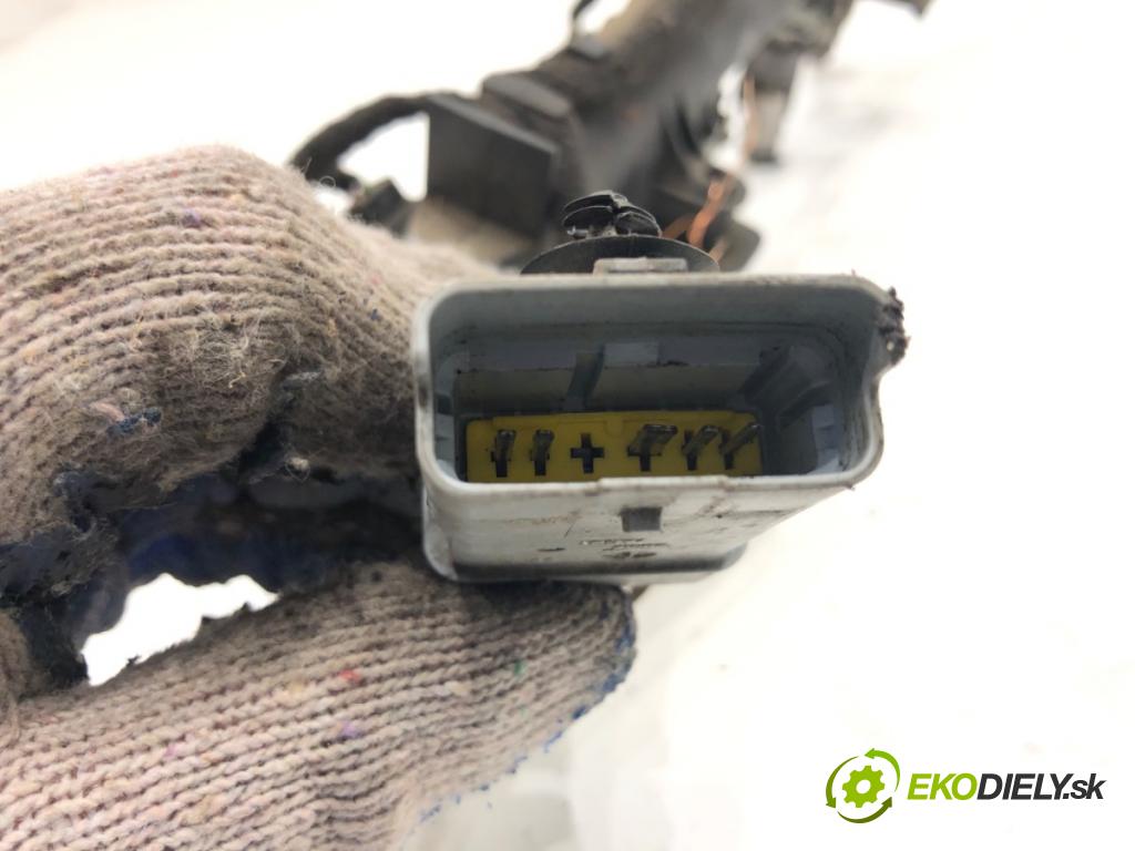 PEUGEOT 207 (WA_, WC_) 2006 - 2015    1.4 16V 65 kW [88 KM] benzyna 2006 - 2013  Lišta vstrekovacia 9646135180 (Vstrekovacia lišta)