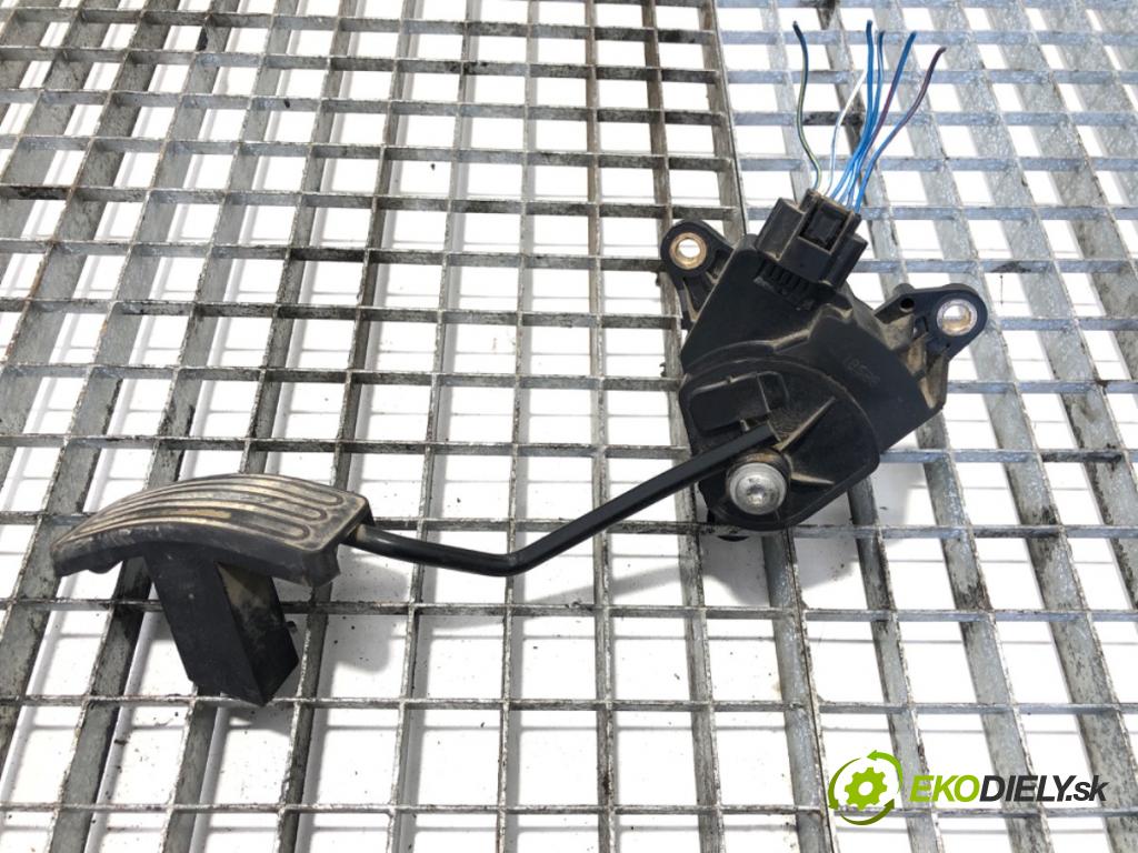 NISSAN CABSTAR (F24M, F24W) 2006 - 2013    35.13 DCI, 45.13 DCI 2.5 (F24M) 96 kW [131 KM] olej napędowy 2006 - 2012  Potenciometer plynu 8005 MB400 (Pedál)