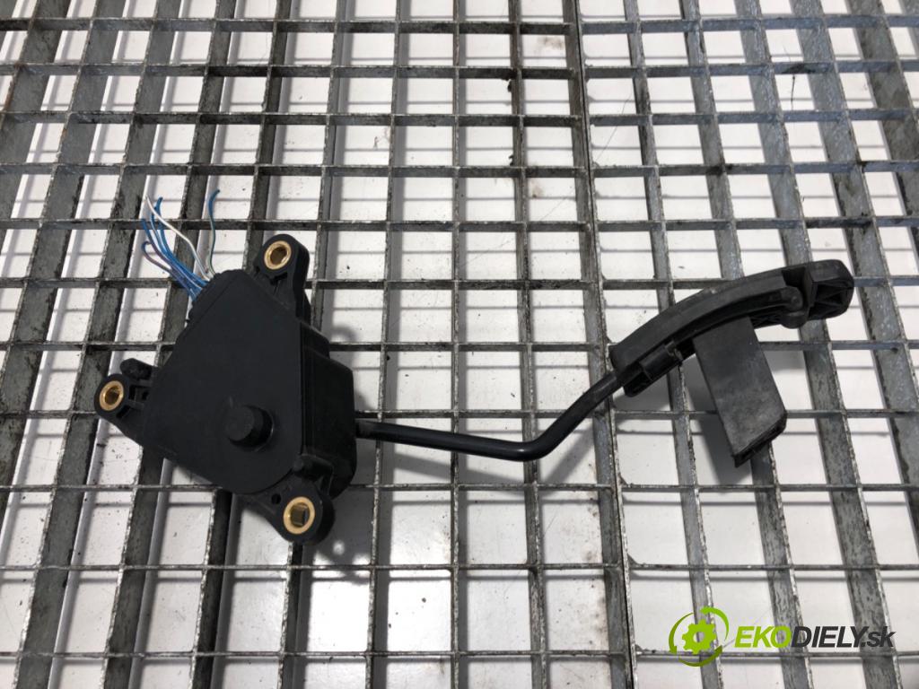 NISSAN CABSTAR (F24M, F24W) 2006 - 2013    35.13 DCI, 45.13 DCI 2.5 (F24M) 96 kW [131 KM] olej napędowy 2006 - 2012  Potenciometer plynu 8005 MB400 (Pedál)