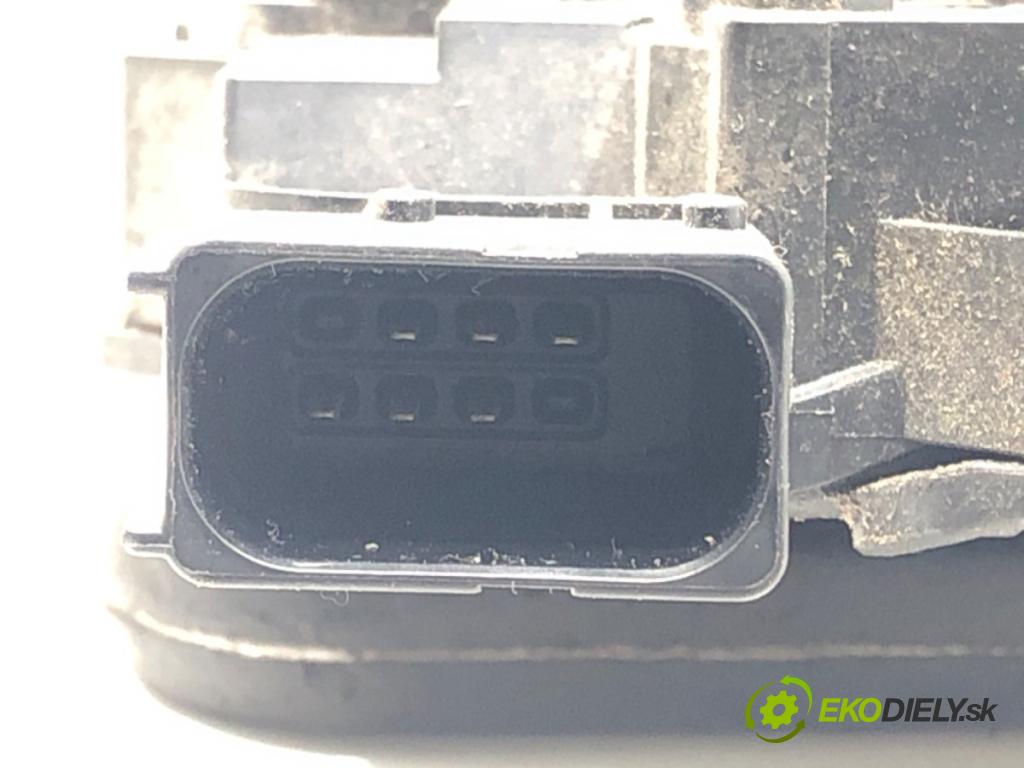 FIAT GRANDE PUNTO (199_) 2005 - 2022    1.3 D Multijet (199.AXD11, 199.AXD1A, 199.AXD1B,... 66 kW [90 KM] olej napędowy 2005 - 2010  zámok dveře levý přední část 55701963
