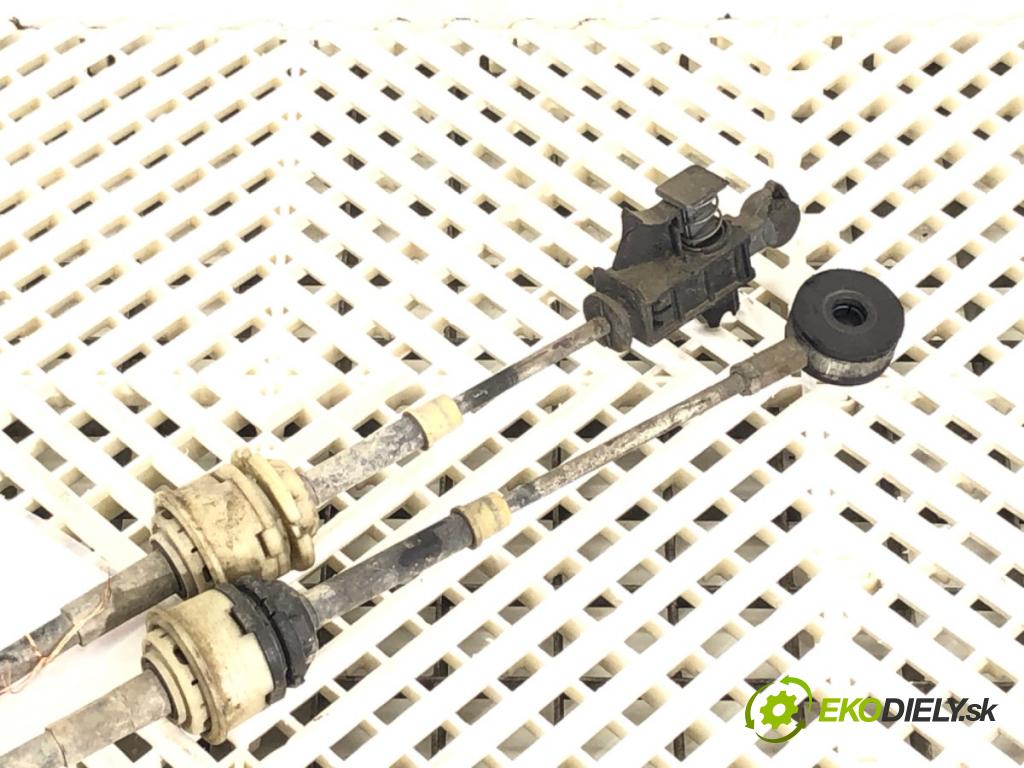 FIAT GRANDE PUNTO (199_) 2005 - 2022    1.3 D Multijet (199.AXD11, 199.AXD1A, 199.AXD1B,... 66 kW [90 KM] olej napędowy 2005 - 2010  kulisa 553485030 (Rýchlostné páky / kulisy)