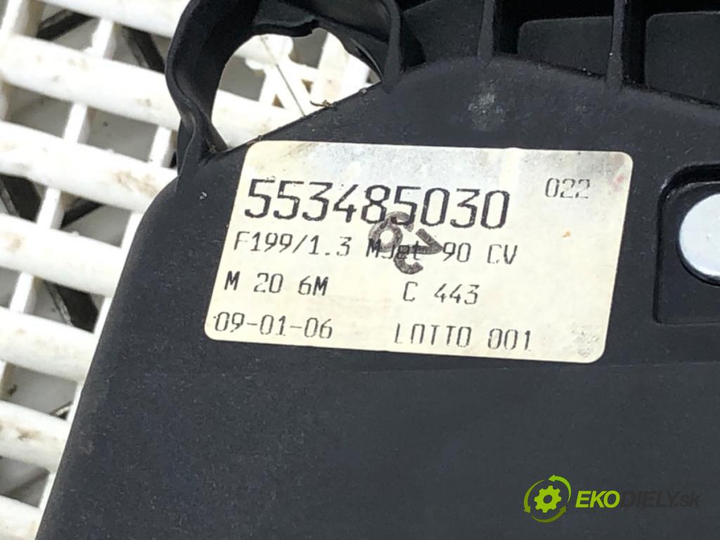 FIAT GRANDE PUNTO (199_) 2005 - 2022    1.3 D Multijet (199.AXD11, 199.AXD1A, 199.AXD1B,... 66 kW [90 KM] olej napędowy 2005 - 2010  kulisa 553485030 (Rýchlostné páky / kulisy)