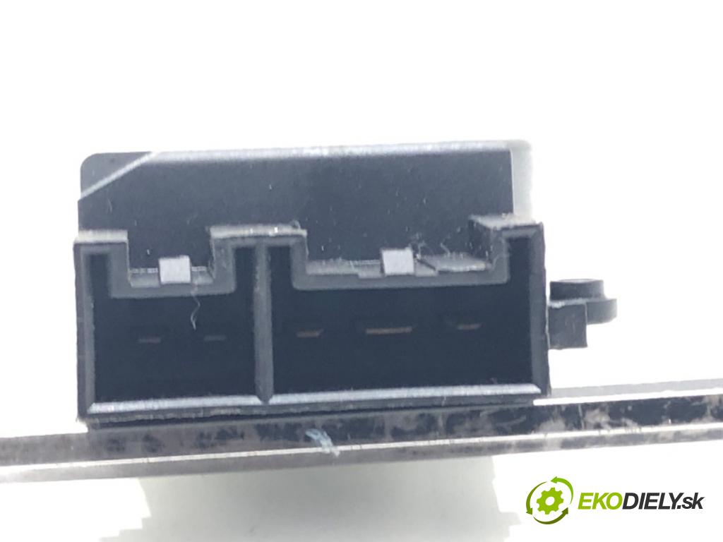 FIAT GRANDE PUNTO (199_) 2005 - 2022    1.3 D Multijet (199.AXD11, 199.AXD1A, 199.AXD1B,... 66 kW [90 KM] olej napędowy 2005 - 2010  Kocka, vložka spínacej skrinky 51813197 (Spínacia skrinka a kľúč)