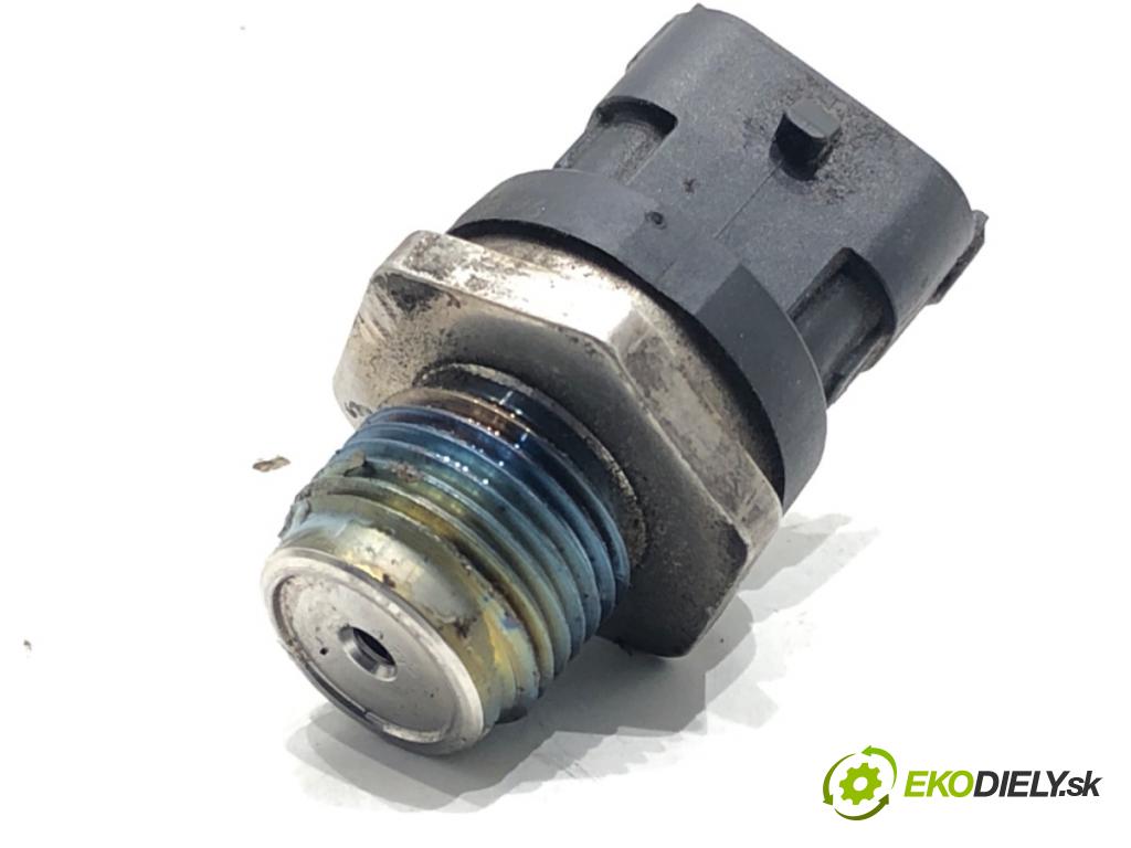 FIAT GRANDE PUNTO (199_) 2005 - 2022    1.3 D Multijet (199.AXD11, 199.AXD1A, 199.AXD1B,... 66 kW [90 KM] olej napędowy 2005 - 2010  Snímač tlaku paliva  (Snímač)