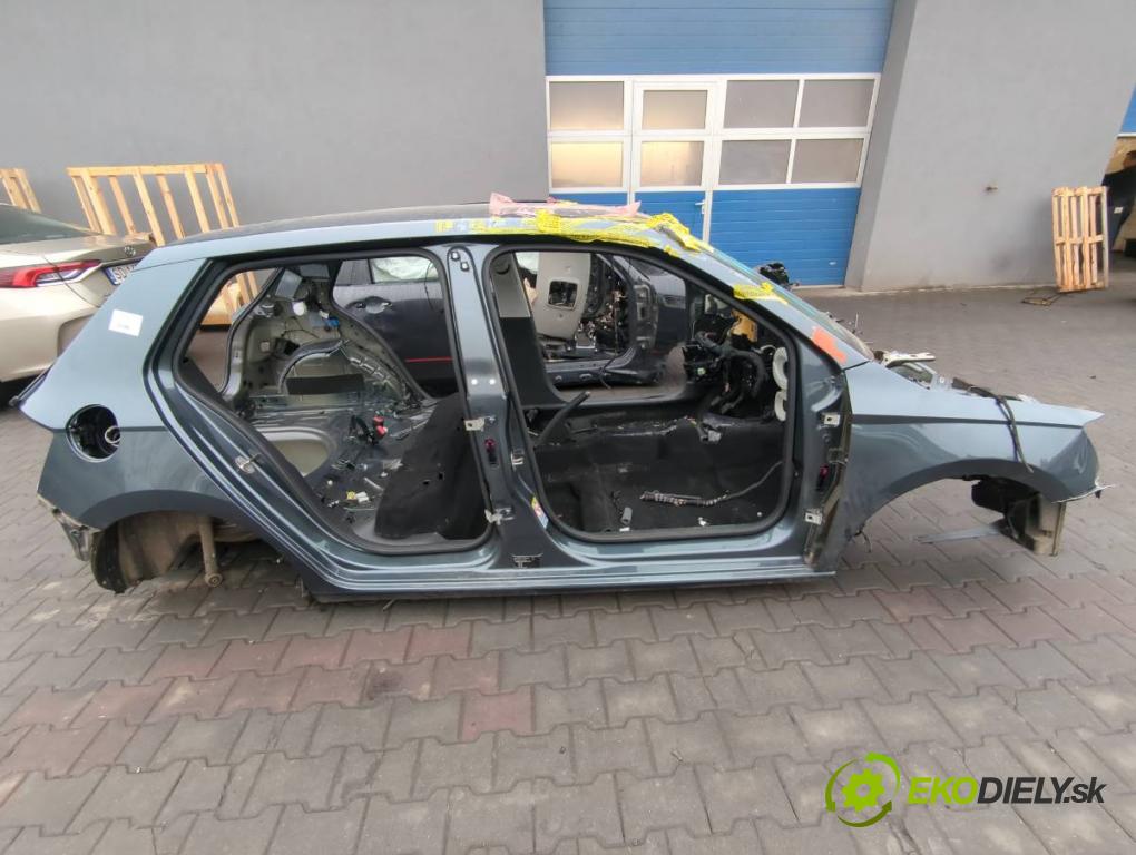 SKODA FABIA III (NJ3) 2014 - 2022    1.0 TSI 70 kW [95 KM] benzyna 2014 - 2022  KAROSERIA ČTVRŤÁK blatník zadní část levý pravý práh střecha PODŁUŻNICA levý pravý