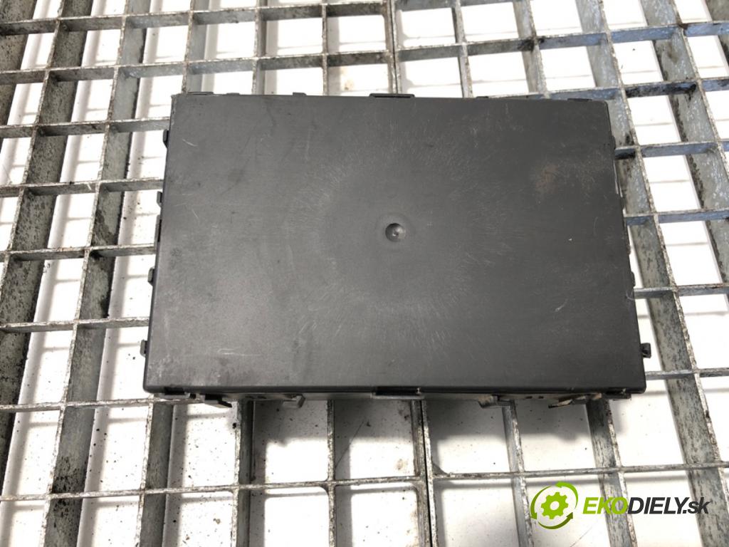 NISSAN CABSTAR (F24M, F24W) 2006 - 2013    35.13 DCI, 45.13 DCI 2.5 (F24M) 96 kW [131 KM] olej napędowy 2006 - 2012  Modul komfortu 284B2MB (Modul komfortu)