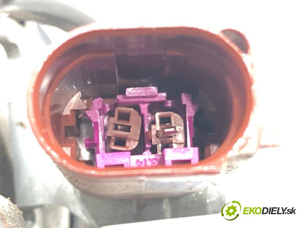 SKODA FABIA III (NJ3) 2014 - 2022    1.0 TSI 70 kW [95 KM] benzyna 2014 - 2022  Kompresor klimatizácie 3Q0816803D (Kompresor klimatizácie)