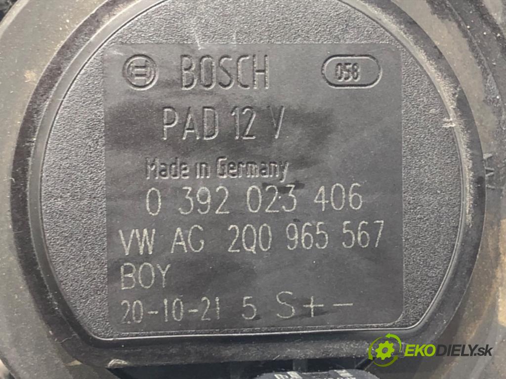 SKODA FABIA III (NJ3) 2014 - 2022    1.0 TSI 70 kW [95 KM] benzyna 2014 - 2022  DALŠÍ: Pumpa vody 2Q0965567 (Vodná pumpa)