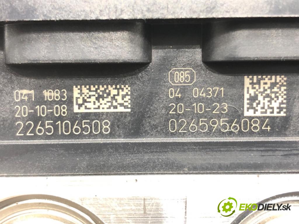 SKODA FABIA III (NJ3) 2014 - 2022    1.0 TSI 70 kW [95 KM] benzyna 2014 - 2022  Pumpa ABS 6C0907379R (Pumpa ABS)