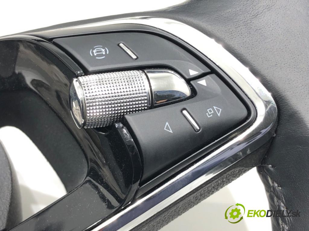 SKODA FABIA III (NJ3) 2014 - 2022    1.0 TSI 70 kW [95 KM] benzyna 2014 - 2022  Volant  (Volant)