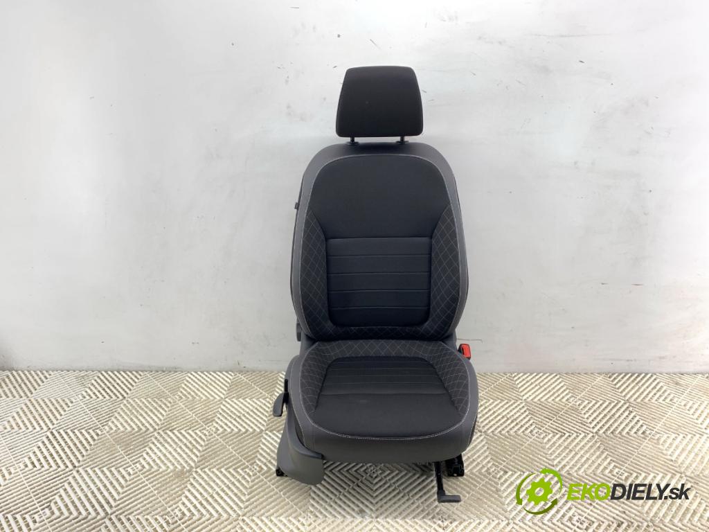 SKODA FABIA III liftback 2020 70 kW 1.0 TSI 999 Sedadlo pravy predný 