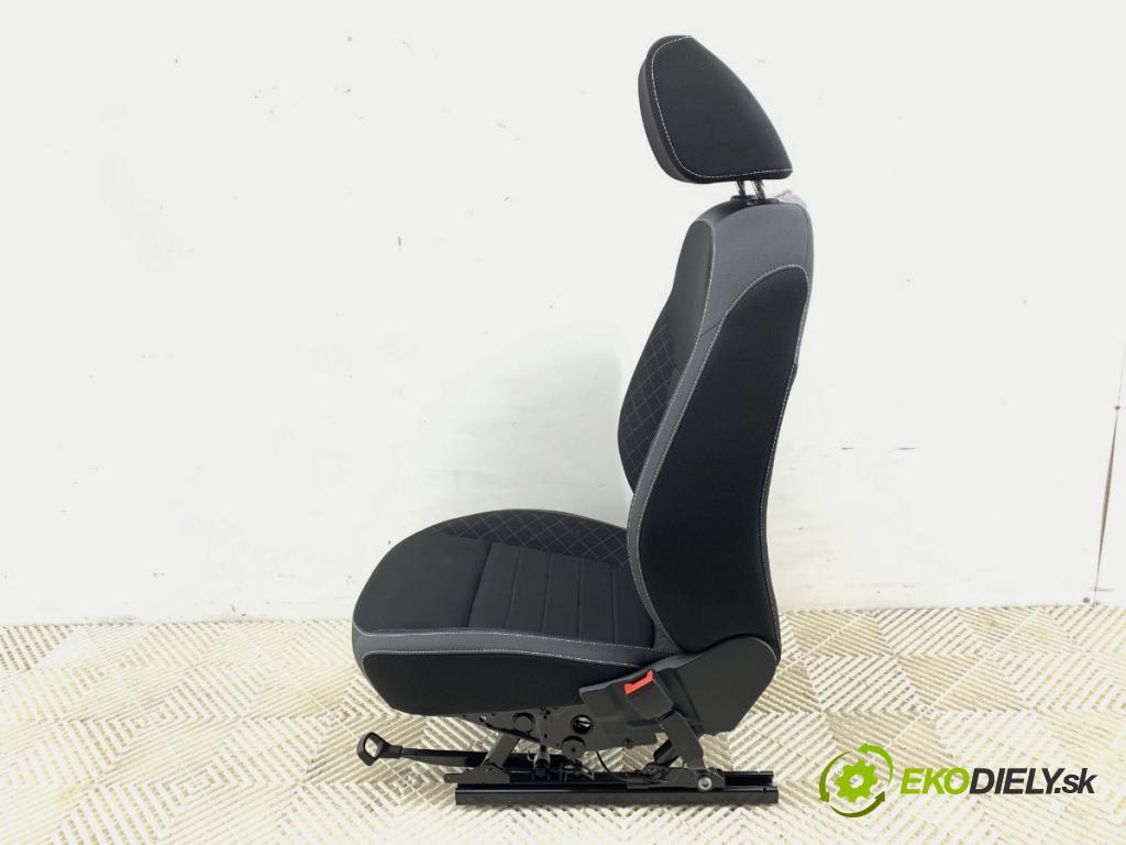 SKODA FABIA III liftback 2020 70 kW 1.0 TSI 999 Sedadlo pravy predný
