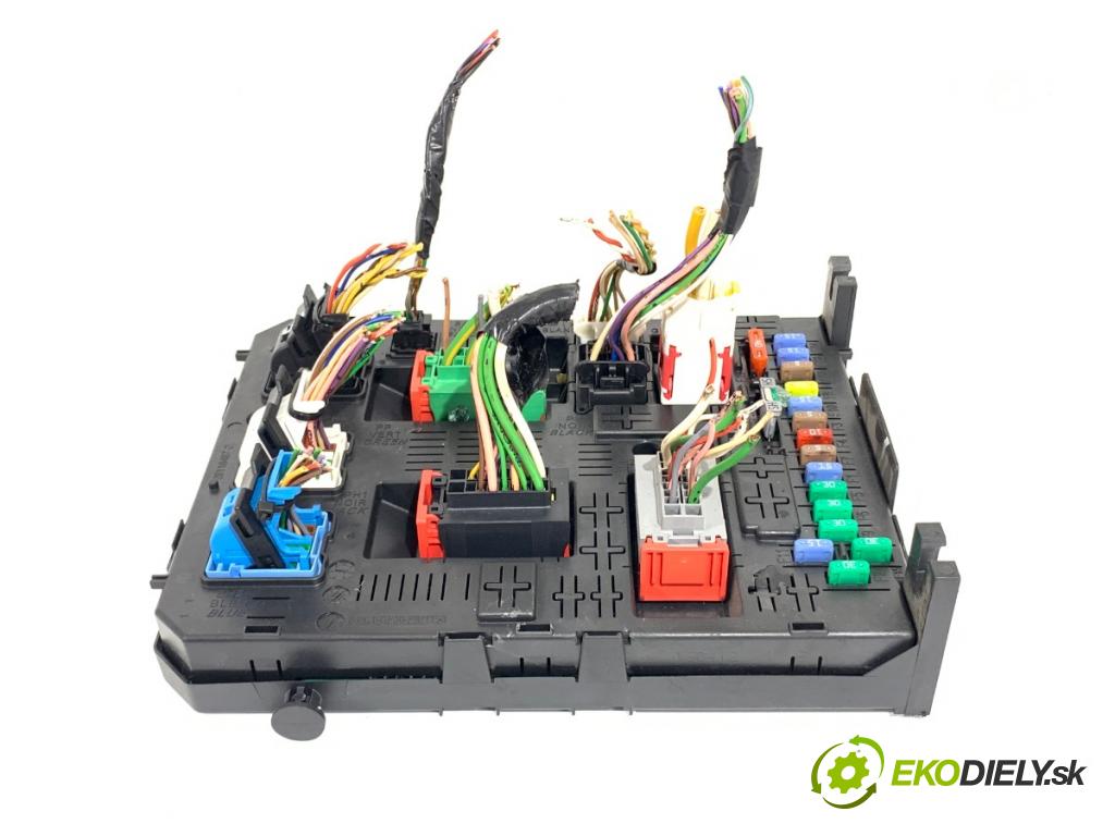 CITROEN BERLINGO MULTISPACE (B9) 2008 - 2022    1.6 HDi 90 68 kW [92 KM] olej napędowy 2010 - 2022  modul BSI 28116487-2 (Pojistkové skříňky)