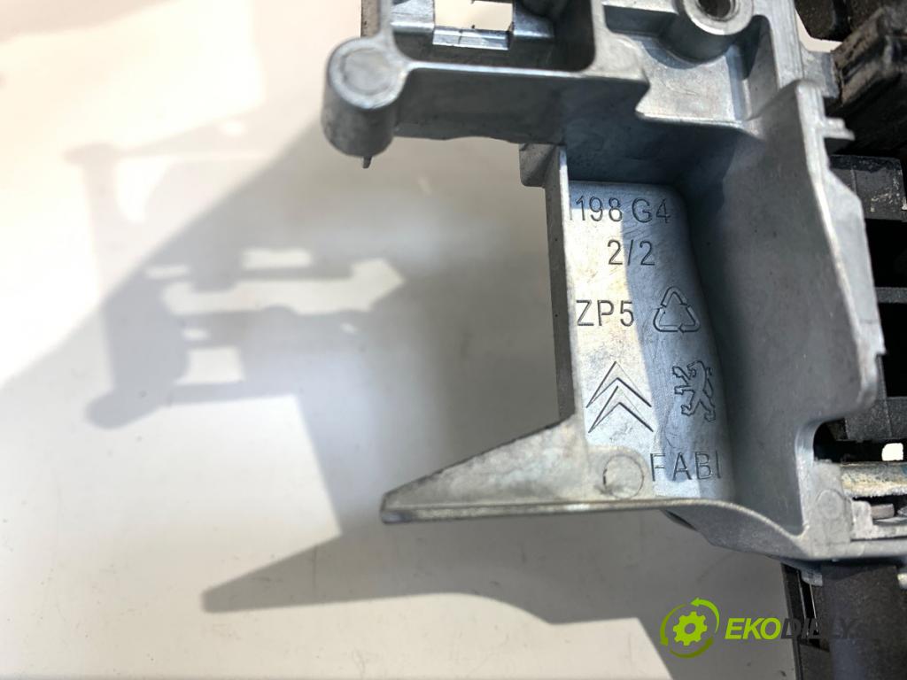 CITROEN BERLINGO II nadwozie wielkoprzestrzenne (MPV) 2012 68 kW 1.6 HDi 90 1560 Kľučka vonkajšia pravy zad