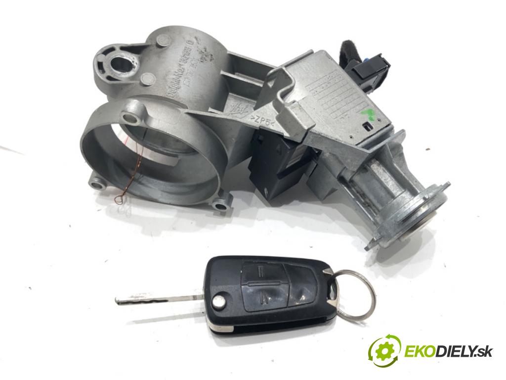 OPEL CORSA D (S07) 2006 - 2014    1.2 (L08, L68) 59 kW [80 KM] benzyna 2006 - 2014  spinačka 56155D (Spínacia skrinka a kľúč)