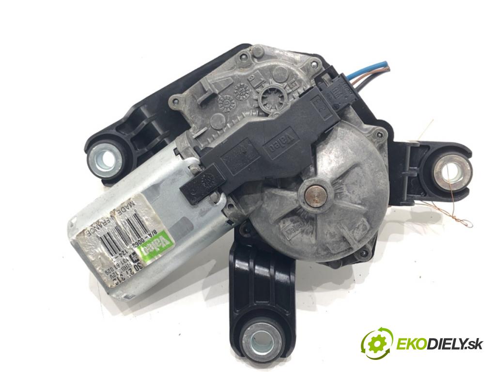 OPEL CORSA D (S07) 2006 - 2014    1.2 (L08, L68) 59 kW [80 KM] benzyna 2006 - 2014  motor stěračů zadní část 13163029