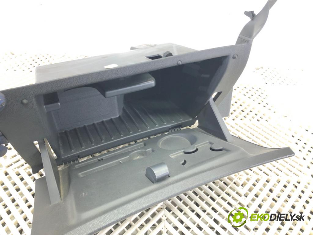 OPEL CORSA D (S07) 2006 - 2014    1.2 (L08, L68) 59 kW [80 KM] benzyna 2006 - 2014  Priehradka, kastlík spolujazdca 13205097 (Priehradka, kastlík)