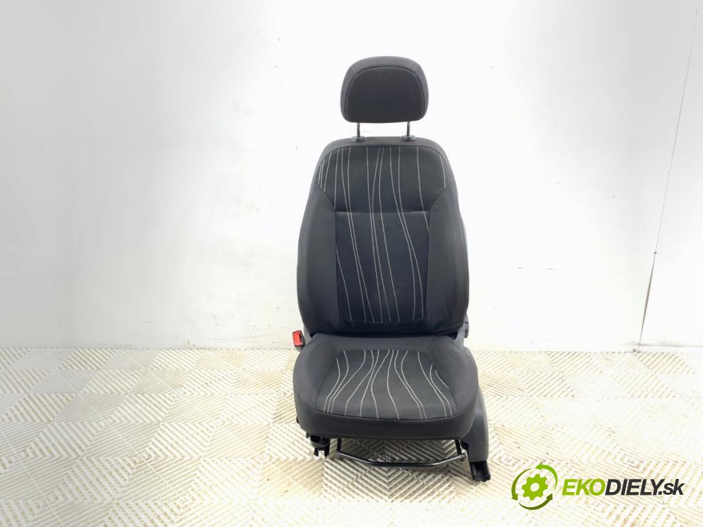 OPEL CORSA D (S07) 2006 - 2014    1.2 (L08, L68) 59 kW [80 KM] benzyna 2006 - 2014  Sedadlo ľavy predný 
