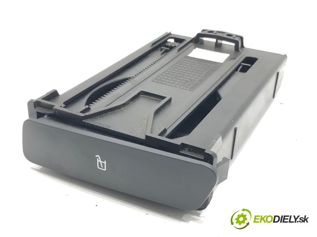 RENAULT LAGUNA III Grandtour (KT0/1) 2007 - 2015    2.0 dCi (KT07, KT0J, KT14, KT1A, KT1S) 96 kW [131 KM] olej napędowy 2007 - 2015  Držiak na nápoje  (Úchyt, držiak na nápoje)