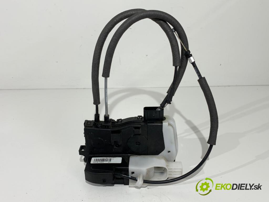 HYUNDAI ix35 SUV 2012 85 kW 1.7 CRDi 1685 zámok Dvere ľavy zad 81410-2Y010