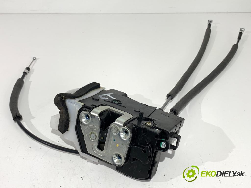 HYUNDAI ix35 SUV 2012 85 kW 1.7 CRDi 1685 zámok Dvere ľavy zad 81410-2Y010