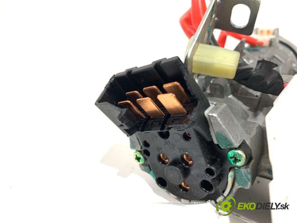 HYUNDAI ix35 (LM, EL, ELH) 2009 - 2022    1.7 CRDi 85 kW [116 KM] olej napędowy 2010 - 2022  spinačka  (Spínacia skrinka)