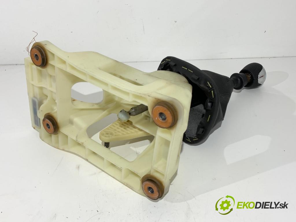 HYUNDAI ix35 (LM, EL, ELH) 2009 - 2022    1.7 CRDi 85 kW [116 KM] olej napędowy 2010 - 2022  Kulisa 43700-2Y300 (Rýchlostná páka (kulisa))