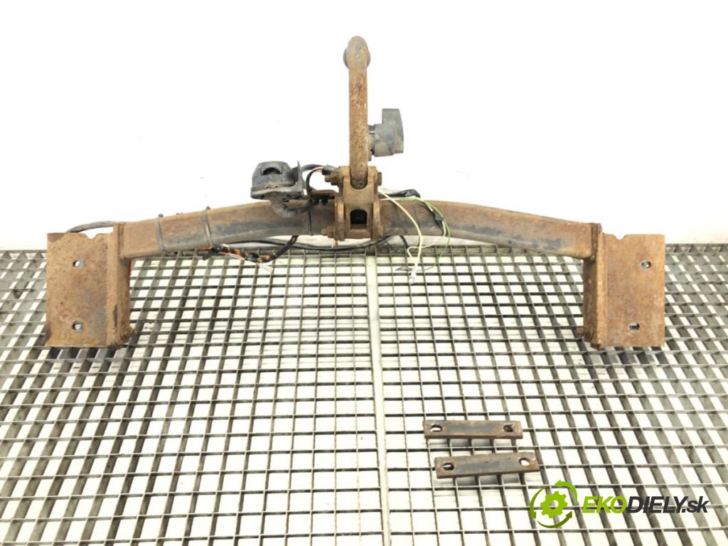 HYUNDAI ix35 SUV 2012 85 kW 1.7 CRDi 1685 Hák tažné zařízení  (Tažná zařízení)