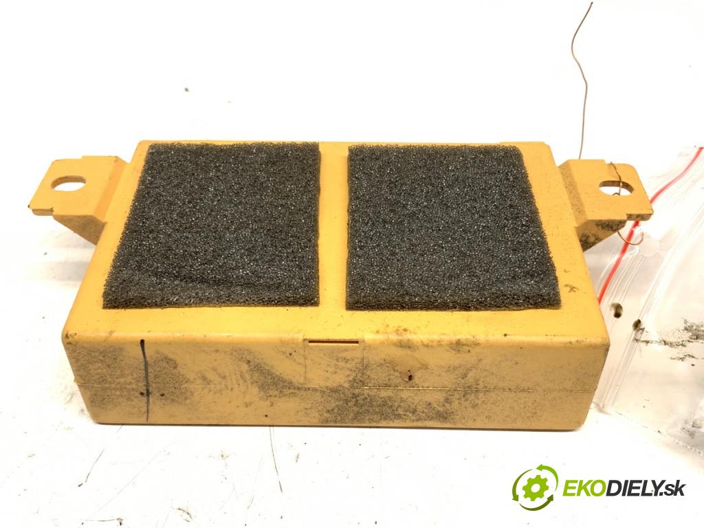 HYUNDAI ix35 (LM, EL, ELH) 2009 - 2022    1.7 CRDi 85 kW [116 KM] olej napędowy 2010 - 2022  Modul ťažného oka 5D033V010105 (Riadiaca jednotka ostatné)