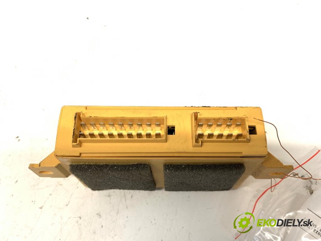 HYUNDAI ix35 (LM, EL, ELH) 2009 - 2022    1.7 CRDi 85 kW [116 KM] olej napędowy 2010 - 2022  Modul ťažného oka 5D033V010105 (Riadiaca jednotka ostatné)