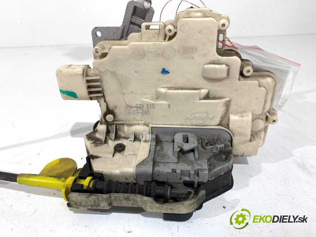 AUDI A4 B8 (8K2) 2007 - 2015    2.0 TDI 105 kW [143 KM] olej napędowy 2007 - 2015  zámok dveře levý zadní část 8K0839015
